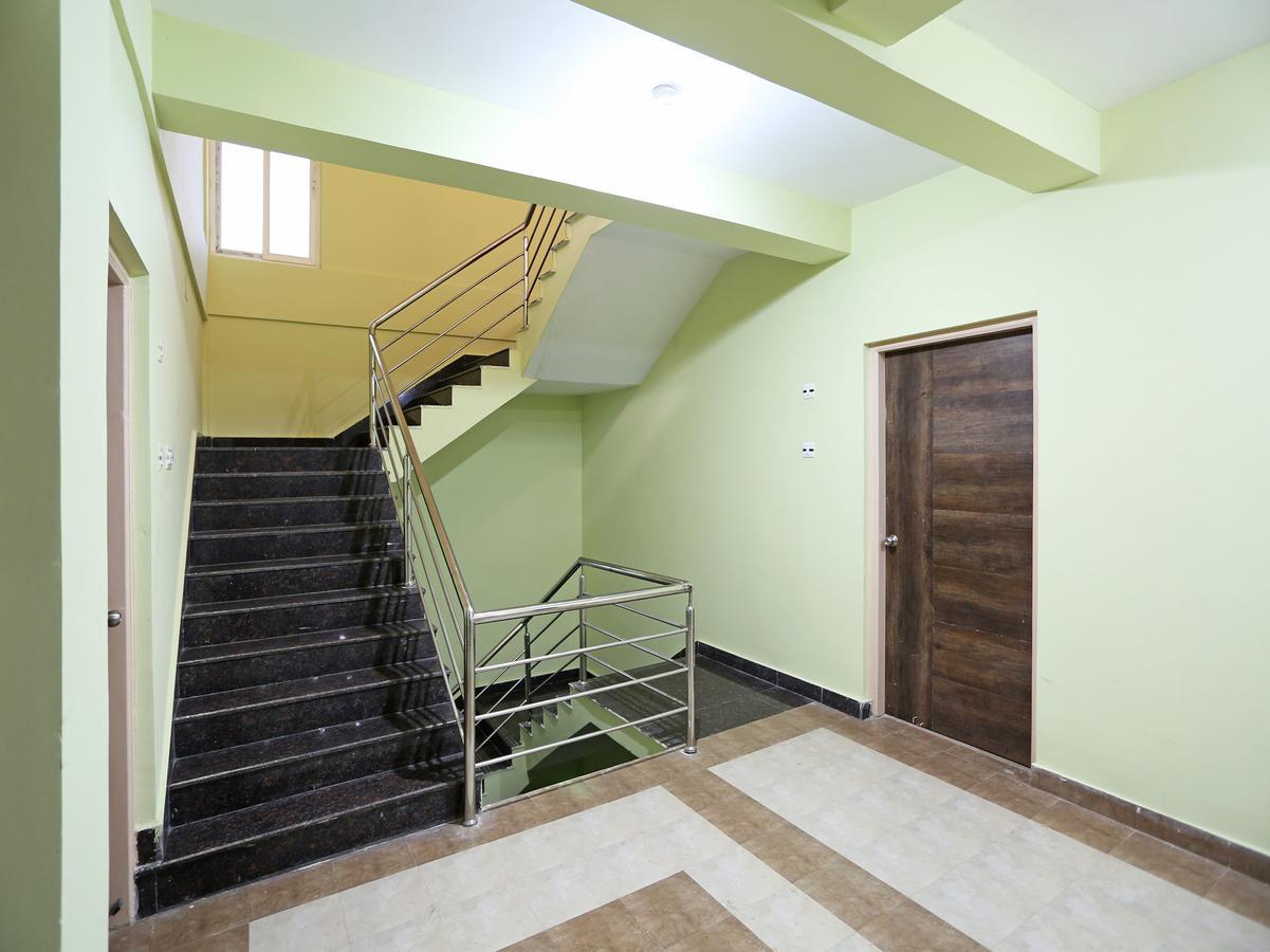 Oyo 11343 Hotel Sai International Bhubaneswar Exterior photo