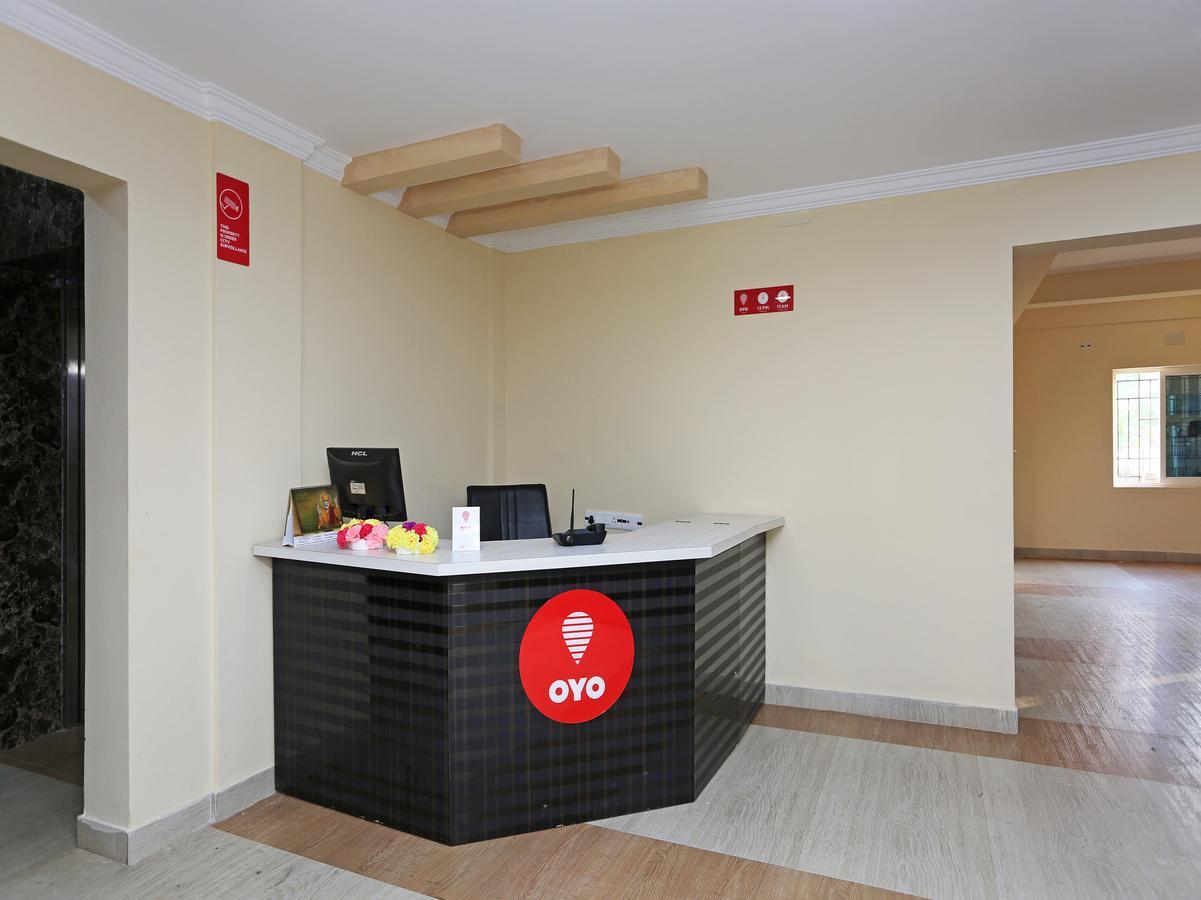 Oyo 11343 Hotel Sai International Bhubaneswar Exterior photo