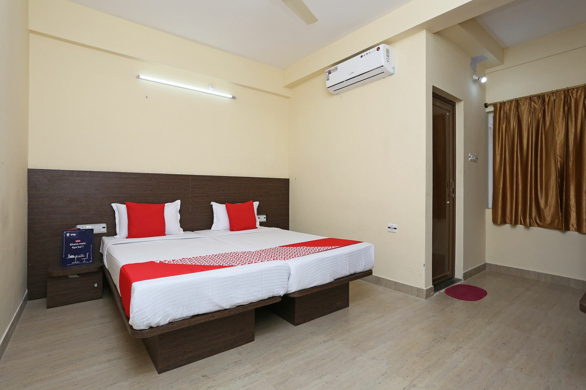 Oyo 11343 Hotel Sai International Bhubaneswar Exterior photo